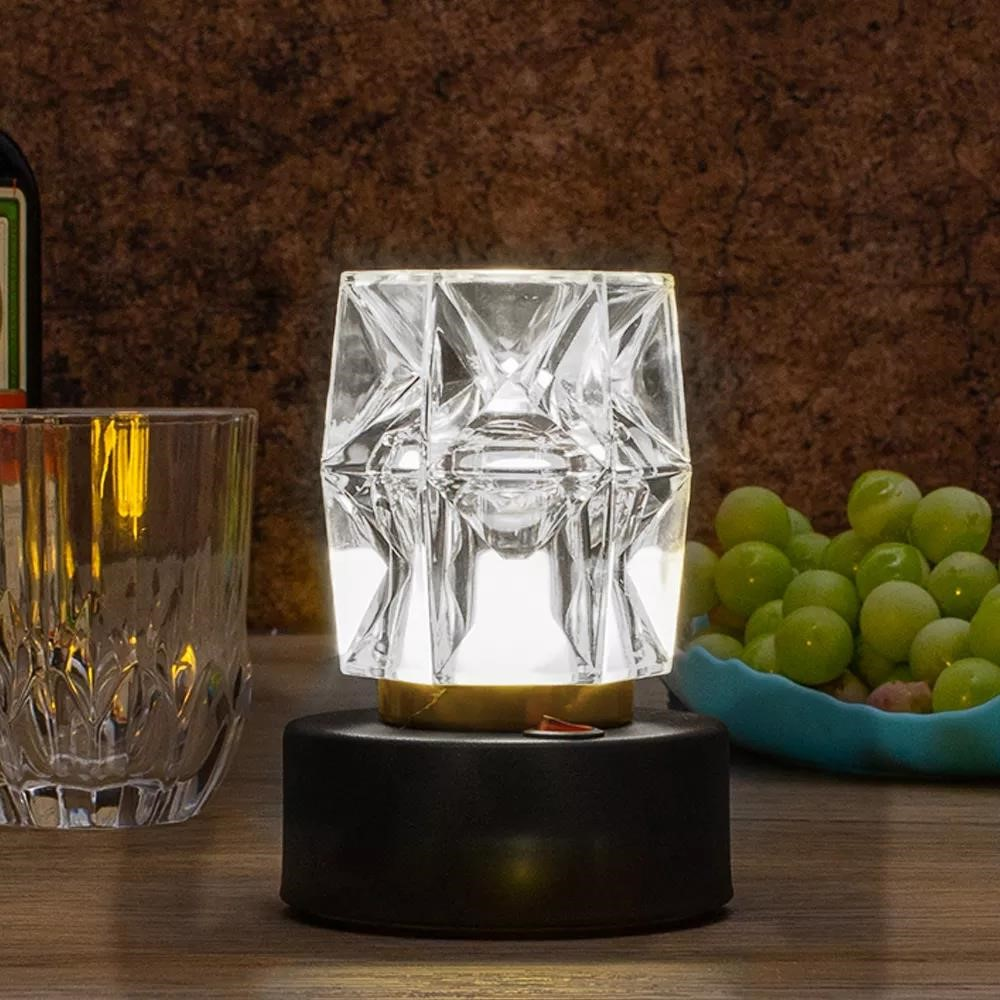 CAMERA wifi ngụy trang đèn sáng ngủ để bàn quan sát từ xa qua điện thoại bí mật