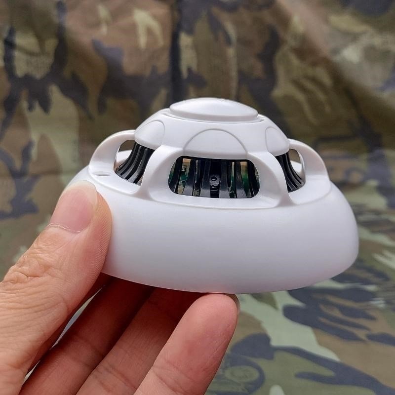 camera-nguy-trang-thiet-bi-bao-khoi-quay-phim-full-hd-4k-930226-1 Tại sao mà bạn nên chọn CAMERA wifi ẩn thiết bị báo cháy.