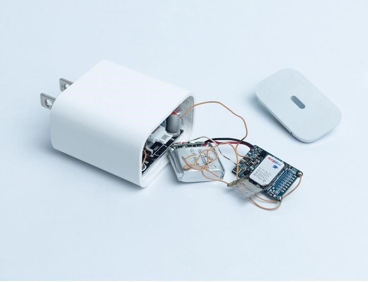 Các lợi ích của máy nghe trộm cốc sạc iPhone 11, 12 Pro Max.