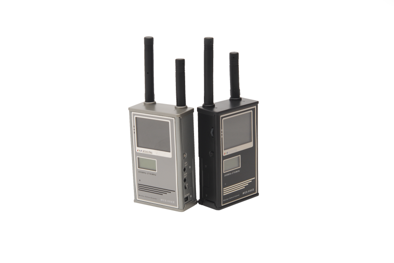 thiet-bi-phat-hien-camera-quay-trom-co-man-hinh-wcs-99xii-1