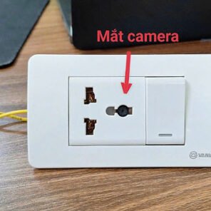 Camera WiFi Quan Sát An Ninh Tích Hợp ổ cắm điện – Mã CHXE